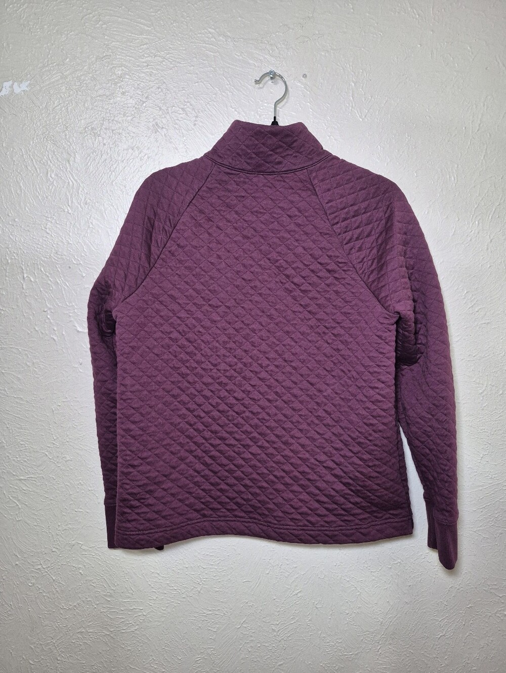 L.L. Bean Women Large Regular Quilted Burgundy Sweatshirt Snap Neck Pullover - Picture 12 of 12
